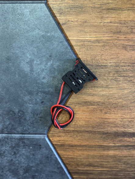 Блок зарядки USB-C 65W для BMW E36 во Владивостоке