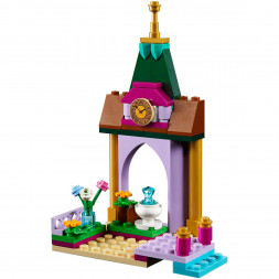 Конструктор LEGO Disney 41155 Приключения Эльзы на рынке