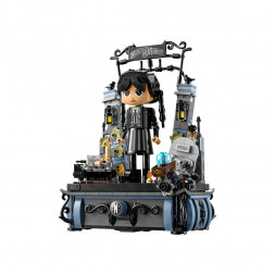 Констурктор LEGO Wednesday 76780 Фигурка Венсдей Аддамс