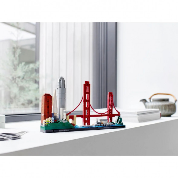 Конструктор LEGO Architecture 21043 Сан-Франциско во Владивостоке
