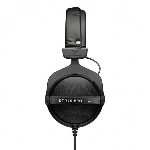 Проводные наушники Beyerdynamic DT 770 Pro (32 Ohm) во Владивостоке