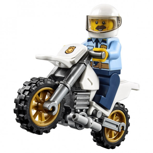 Конструктор LEGO City Police 60137 Побег на буксировщике во Владивостоке
