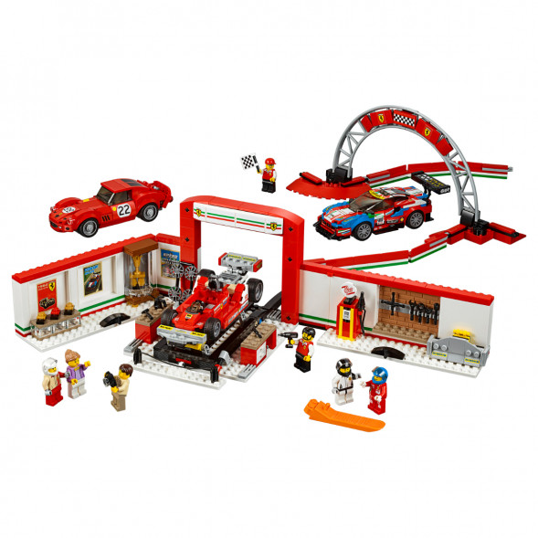 Конструктор LEGO Speed Champions 75889 Гараж Ferrari во Владивостоке