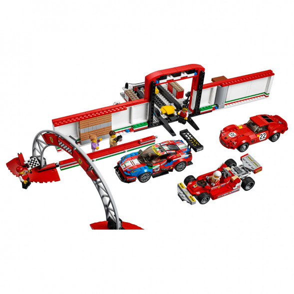 Конструктор LEGO Speed Champions 75889 Гараж Ferrari во Владивостоке