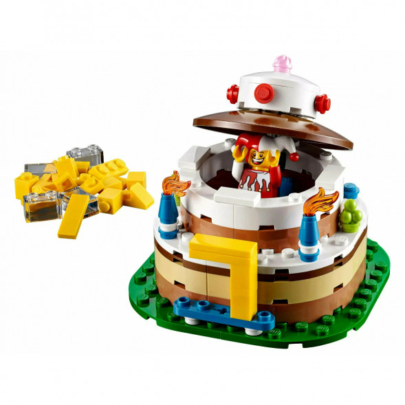 Конструктор LEGO Seasonal 40153 Торт на День Рождения во Владивостоке