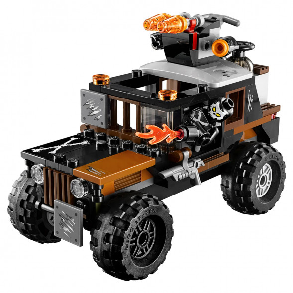 Конструктор LEGO Super Heroes 76050 Опасное ограбление во Владивостоке