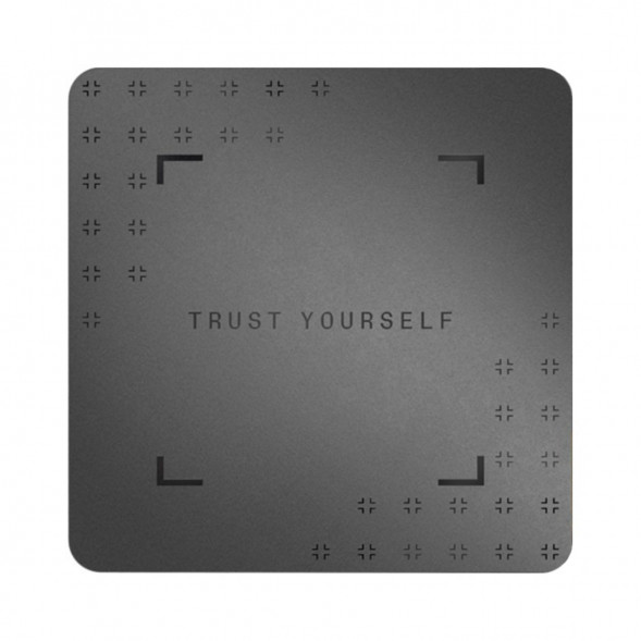 Аппаратный холодный криптокошелек Ledger Stax c чехлом Magnet Shell Black + Recovery Key во Владивостоке