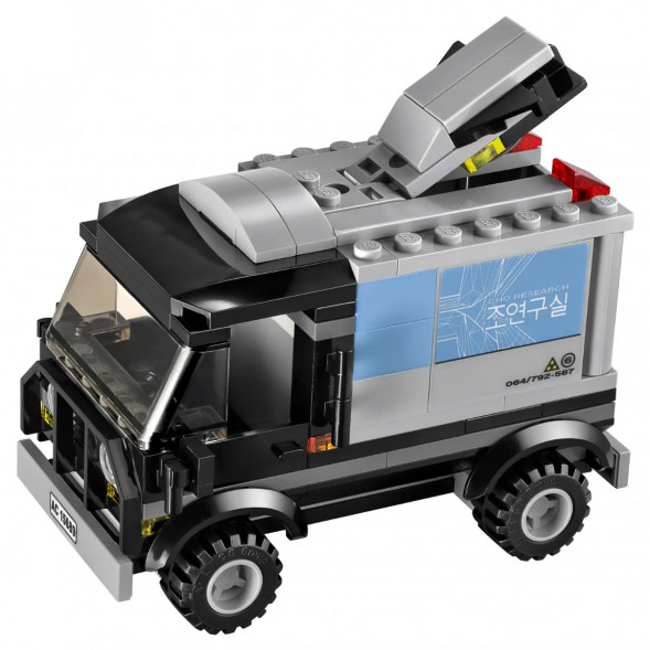 Конструктор LEGO Super Heroes 76032 Погоня на Квинджете Мстителей во Владивостоке