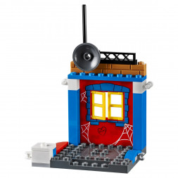Конструктор LEGO Juniors 10754 Решающий бой Человека-паука против Скорпиона