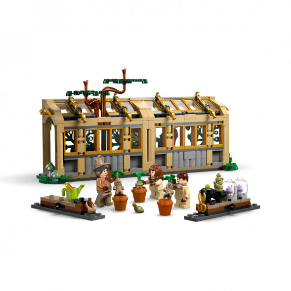 Конструктор LEGO Harry Potter 76445 Замок Хогвартс: Урок травологии во Владивостоке