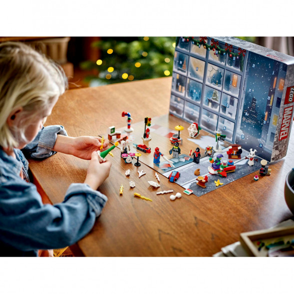 Конструктор LEGO Super Heroes 76293 Новогодний календарь Человек-паук, 2024 во Владивостоке