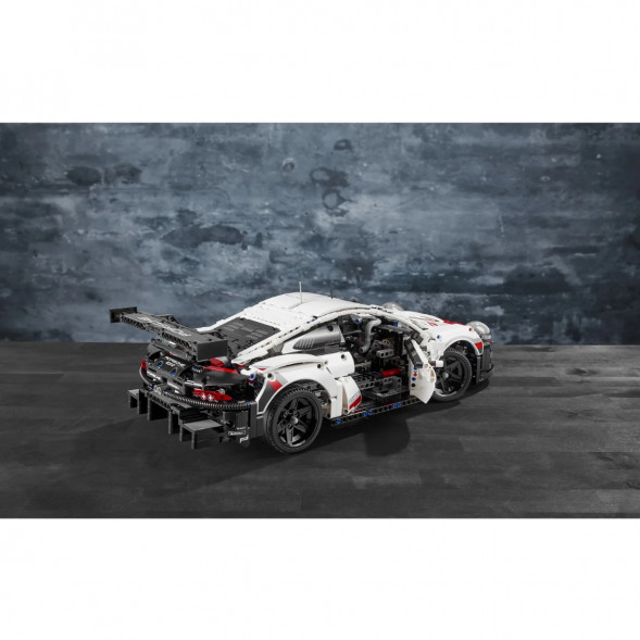 Конструктор LEGO Technic 42096 Porsche 911 RSR во Владивостоке