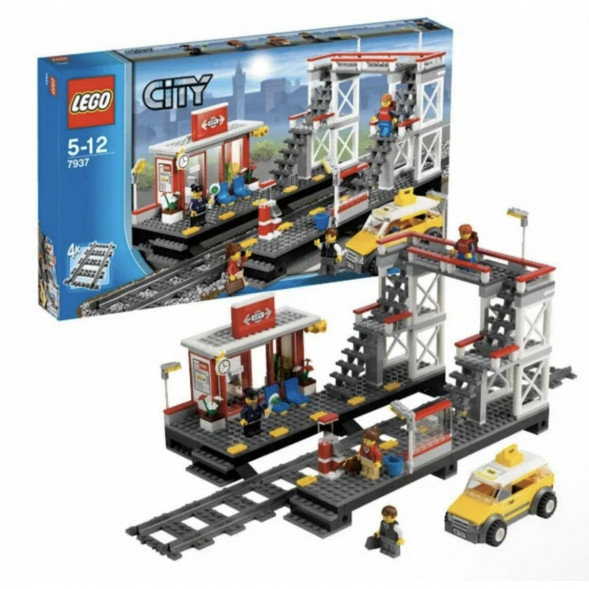 Конструктор LEGO City 7937 Железнодорожная станция во Владивостоке