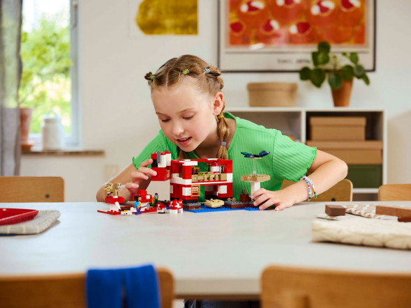 Конструктор LEGO Minecraft 21270 Грибной дом во Владивостоке