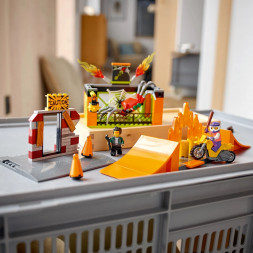 Конструктор LEGO City 60293 Парк каскадёров