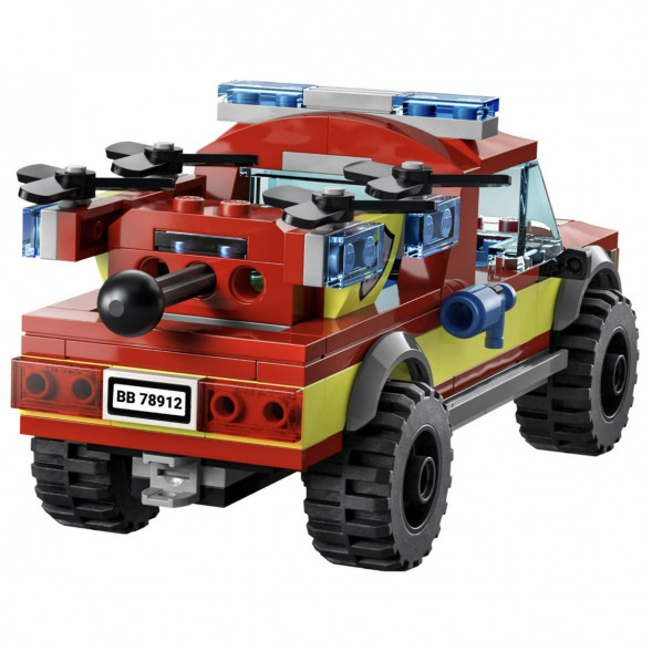 Конструктор LEGO City Fire 60319 Пожарная бригада и полицейская погоня во Владивостоке