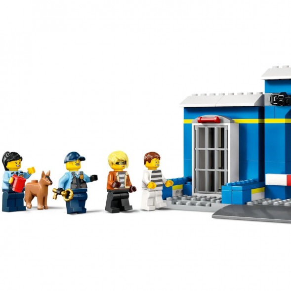 Конструктор LEGO City 60370 Побег из полицейского участка во Владивостоке