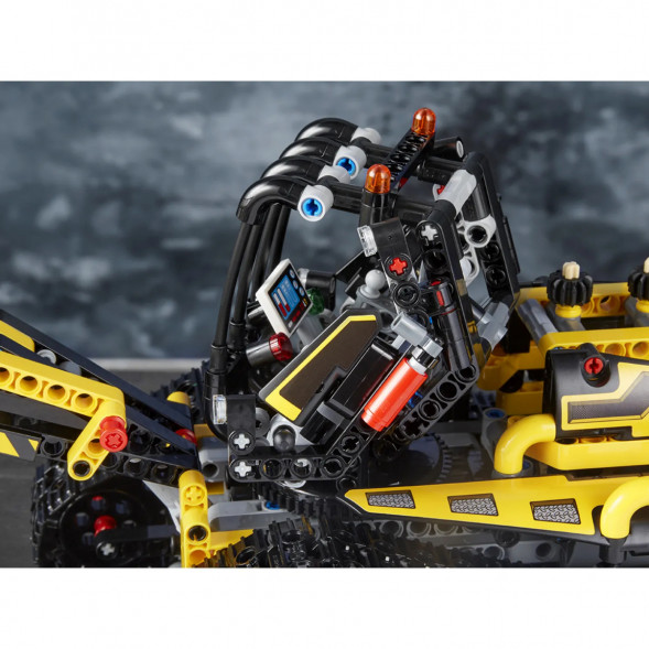 Конструктор LEGO Technic 42094 Гусеничный погрузчик во Владивостоке