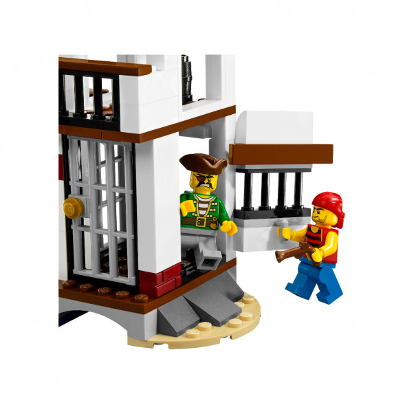 Конструктор LEGO Pirates 70412 Форт во Владивостоке