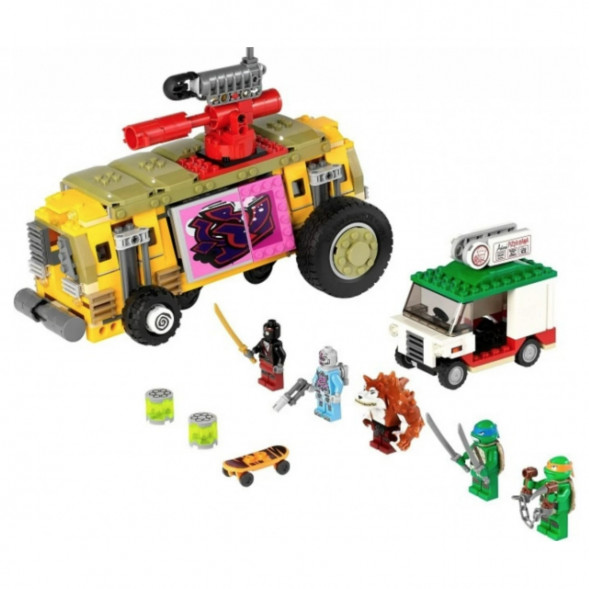 Конструктор Lego 79104 Teenage Mutant Ninja Turtles Погоня на панцирном танке во Владивостоке